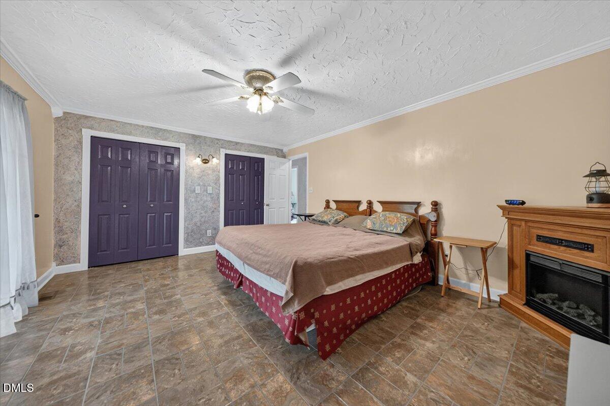 3918 Cheek Road Durham, NC 27704 - Photo 28 of 49 25-3918CheekRdDurham_025_ZRL08337