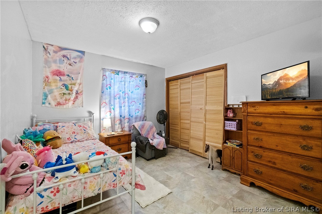 9690 South Voyles Road Pekin, IN 47165 - Photo 16 of 36