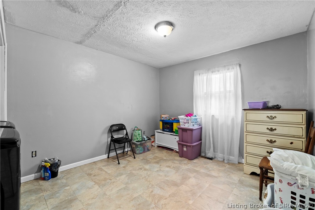 9690 South Voyles Road Pekin, IN 47165 - Photo 21 of 36