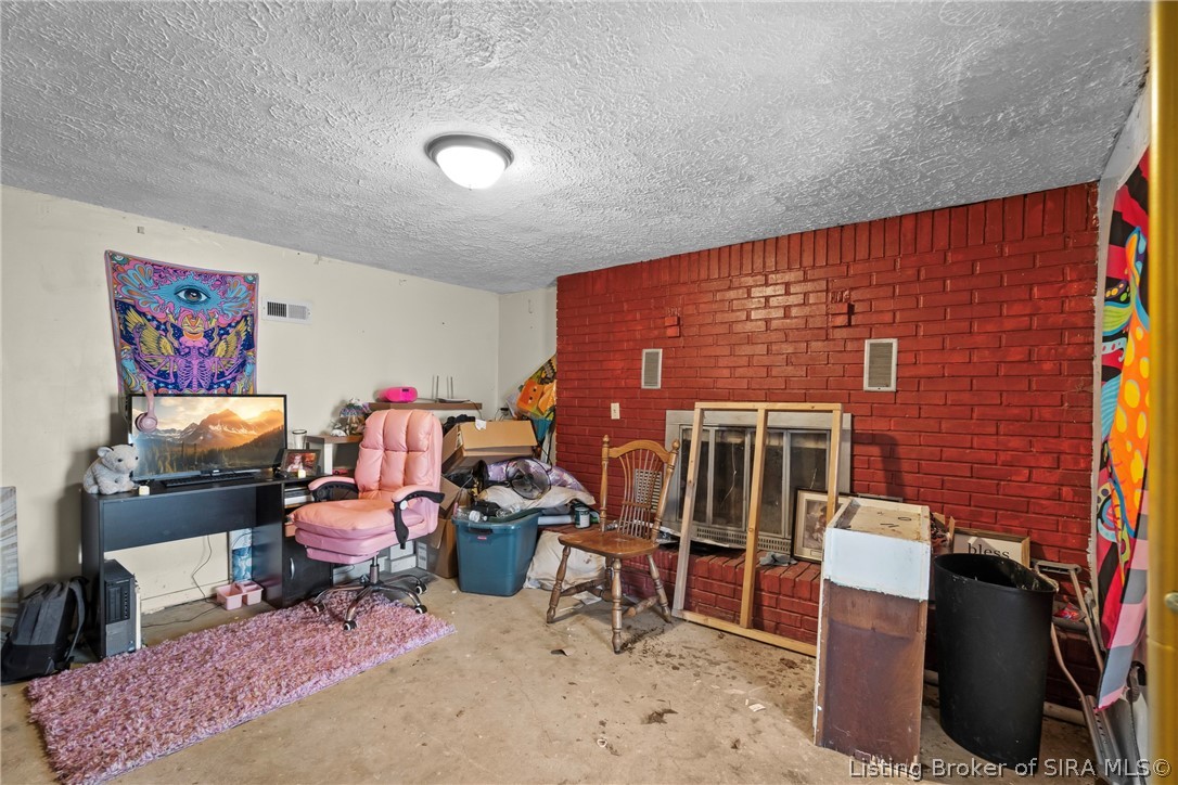 9690 South Voyles Road Pekin, IN 47165 - Photo 25 of 36