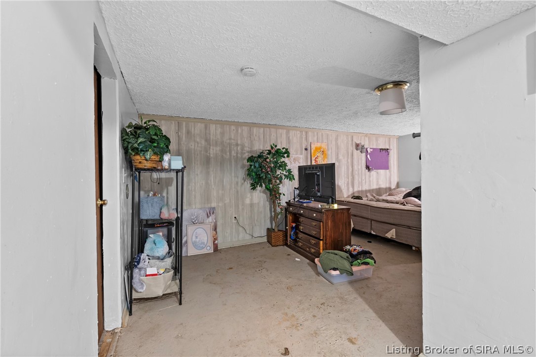 9690 South Voyles Road Pekin, IN 47165 - Photo 26 of 36