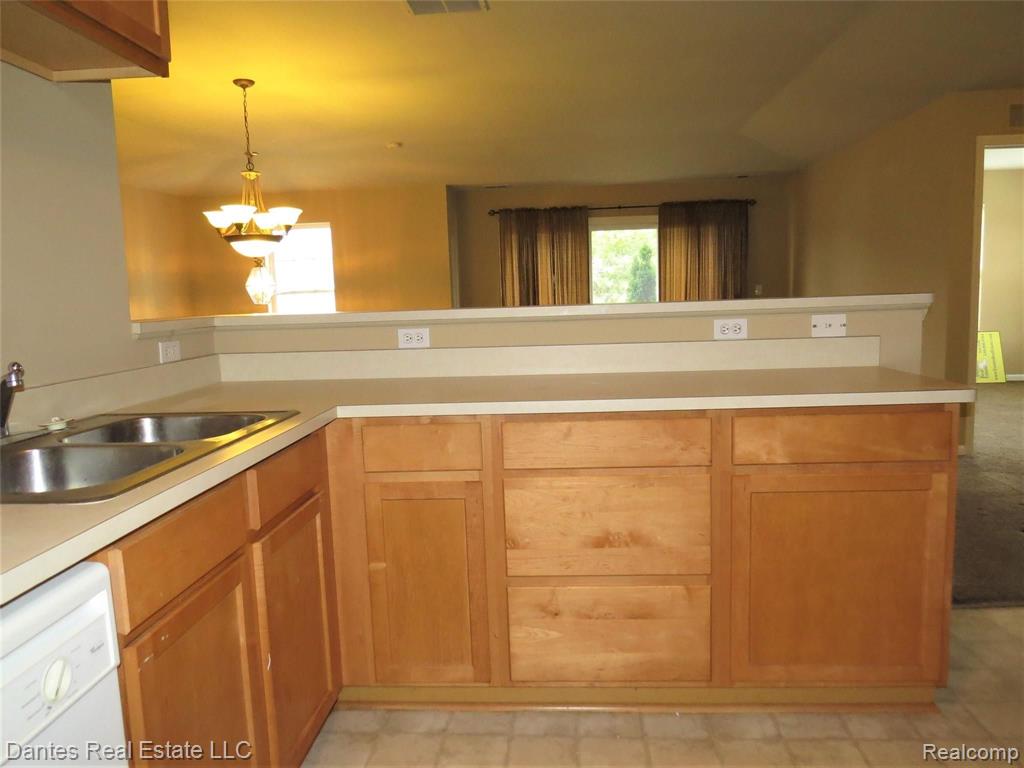 4200 Hampton Ridge Boulevard, Unit 79 Howell, MI 48843 - Photo 27 of 41