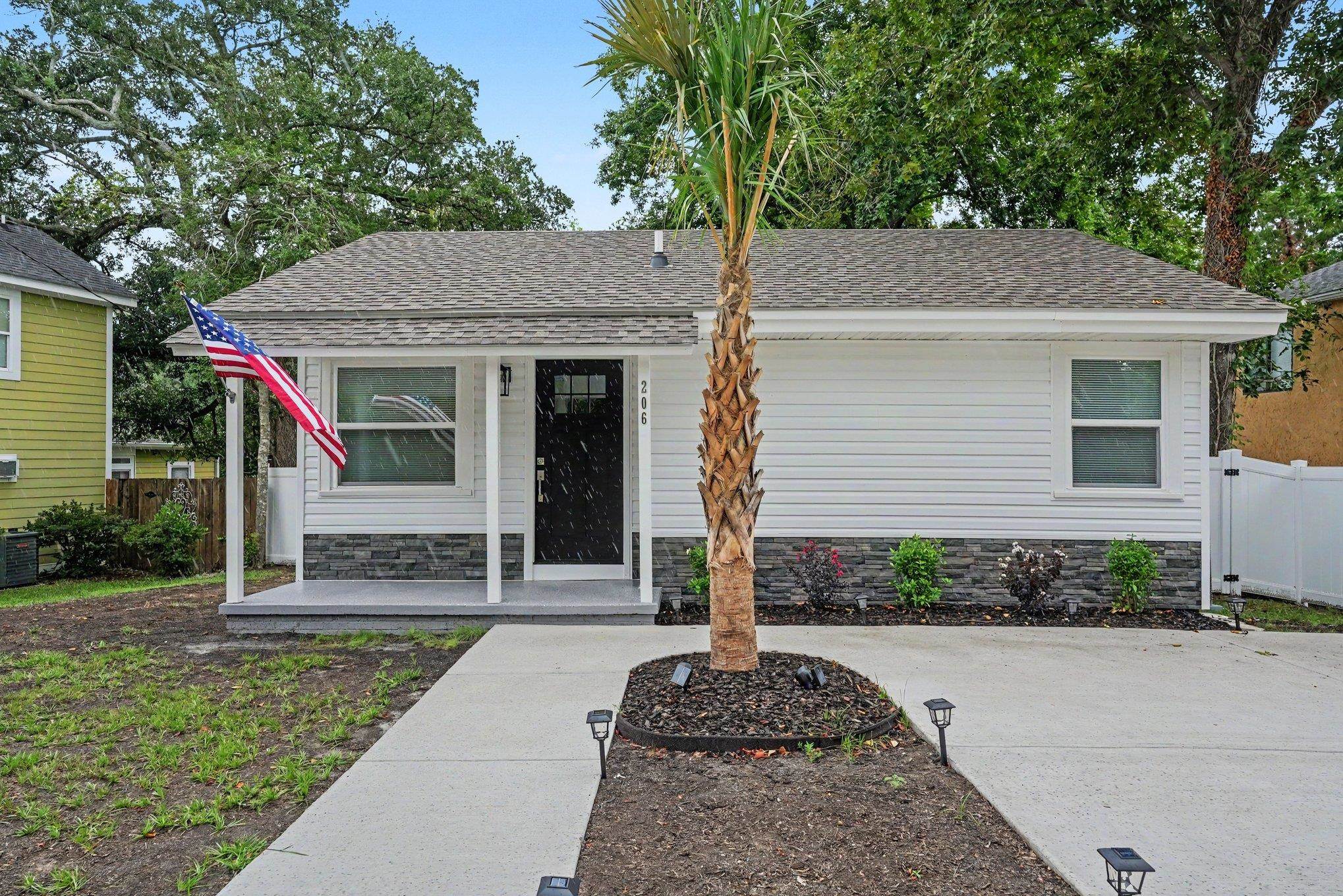206 Maple Street Myrtle Beach, SC 29577 - Photo 1 of 30
