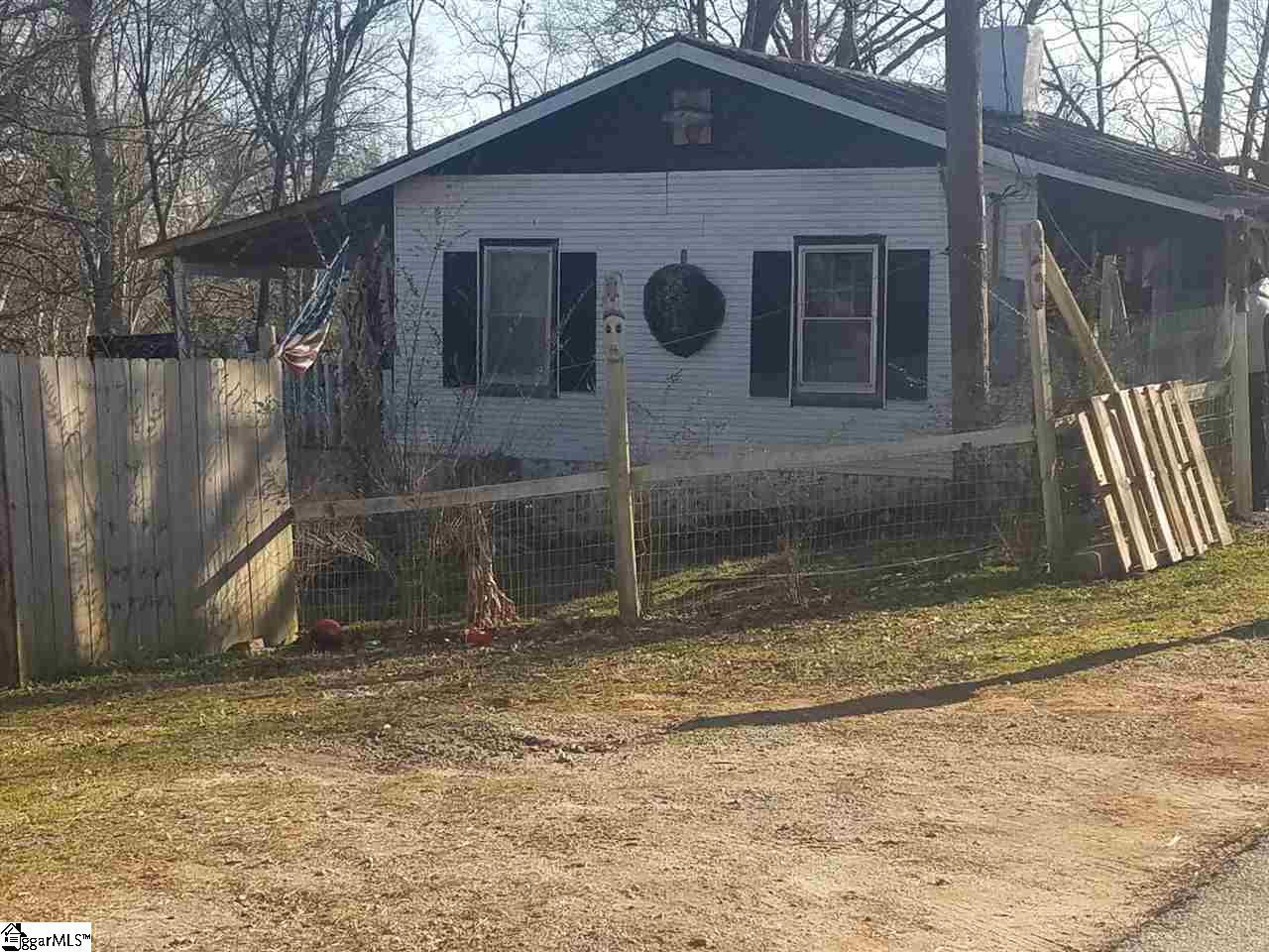 1-7 Brown Road Taylors, SC 29687 - Photo 8 of 17 #7 Brown Street