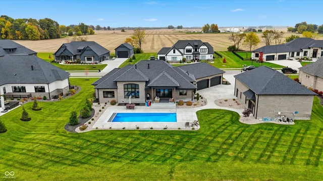 $2,290,000 | 3961 Chapel Hill Court, Bargersville, IN 46106