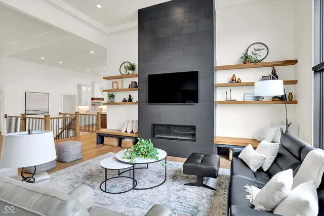 $2,290,000 | 3961 Chapel Hill Court, Bargersville, IN 46106