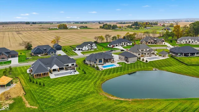 $2,290,000 | 3961 Chapel Hill Court, Bargersville, IN 46106
