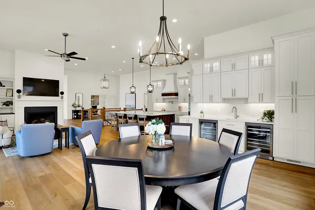 $2,290,000 | 3961 Chapel Hill Court, Bargersville, IN 46106