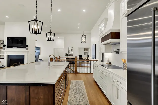 $2,290,000 | 3961 Chapel Hill Court, Bargersville, IN 46106