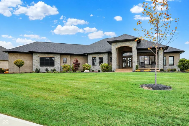 $2,290,000 | 3961 Chapel Hill Court, Bargersville, IN 46106
