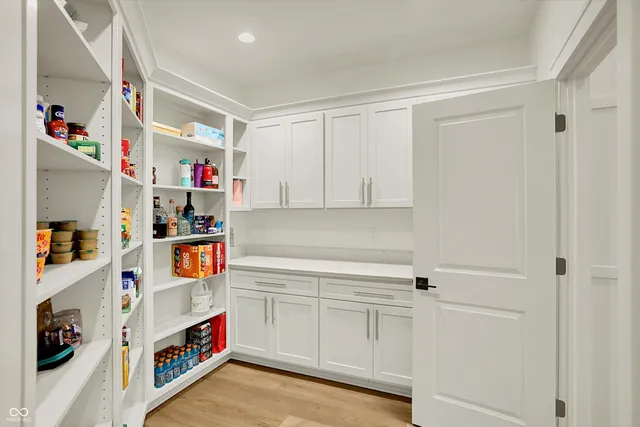 $2,290,000 | 3961 Chapel Hill Court, Bargersville, IN 46106