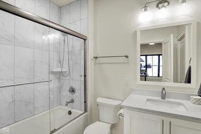 $2,290,000 | 3961 Chapel Hill Court, Bargersville, IN 46106