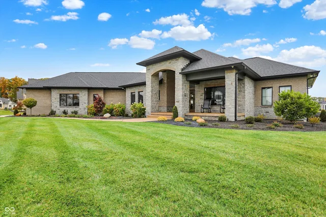 $2,290,000 | 3961 Chapel Hill Court, Bargersville, IN 46106