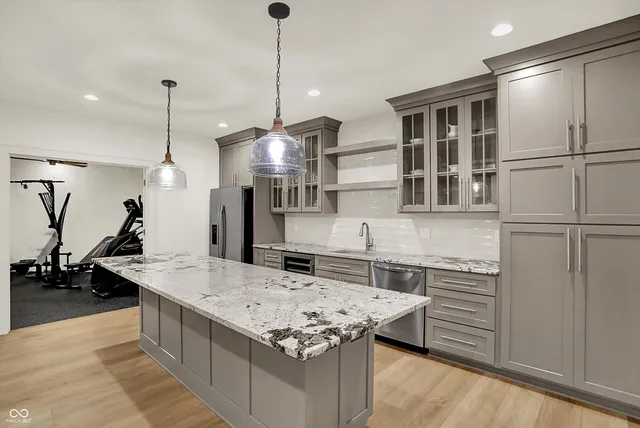 $2,290,000 | 3961 Chapel Hill Court, Bargersville, IN 46106