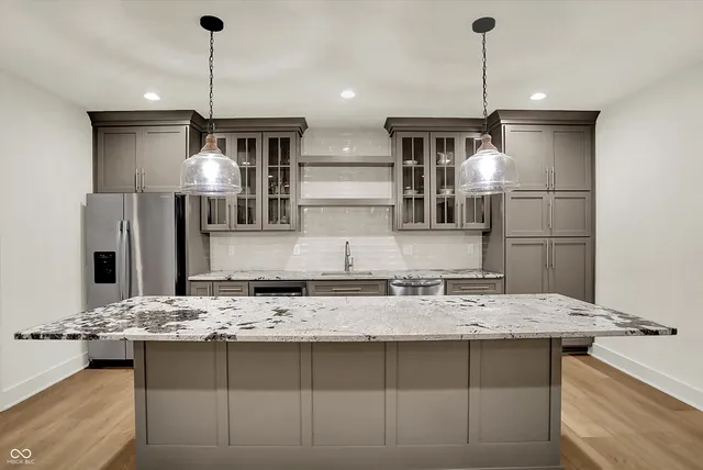 $2,290,000 | 3961 Chapel Hill Court, Bargersville, IN 46106