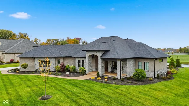 $2,290,000 | 3961 Chapel Hill Court, Bargersville, IN 46106