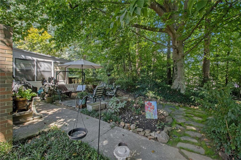 2367 Henderson Mill Road, Unit 8 Atlanta, GA 30345 - Photo 30 of 35 an outdoor space with lots of plants and green space
