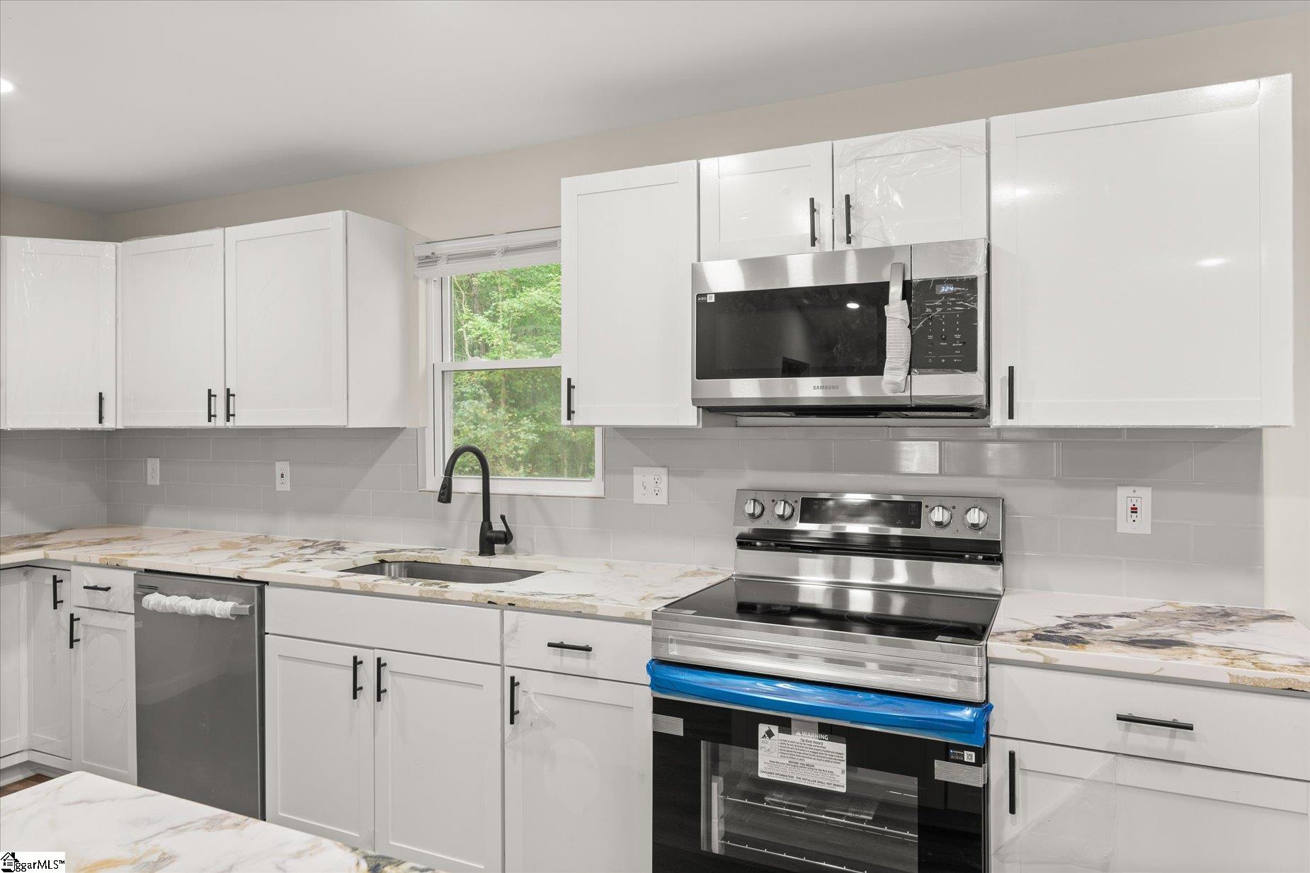 750 Cherokee Road Pelzer, SC 29669 - Photo 17 of 48