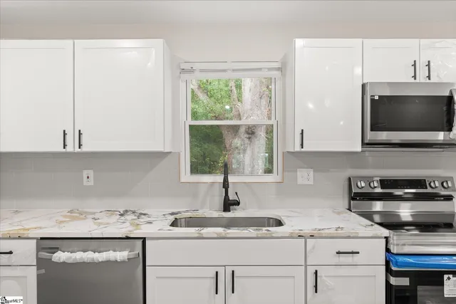 $298,500 | 750 Cherokee Road, Pelzer, SC 29669