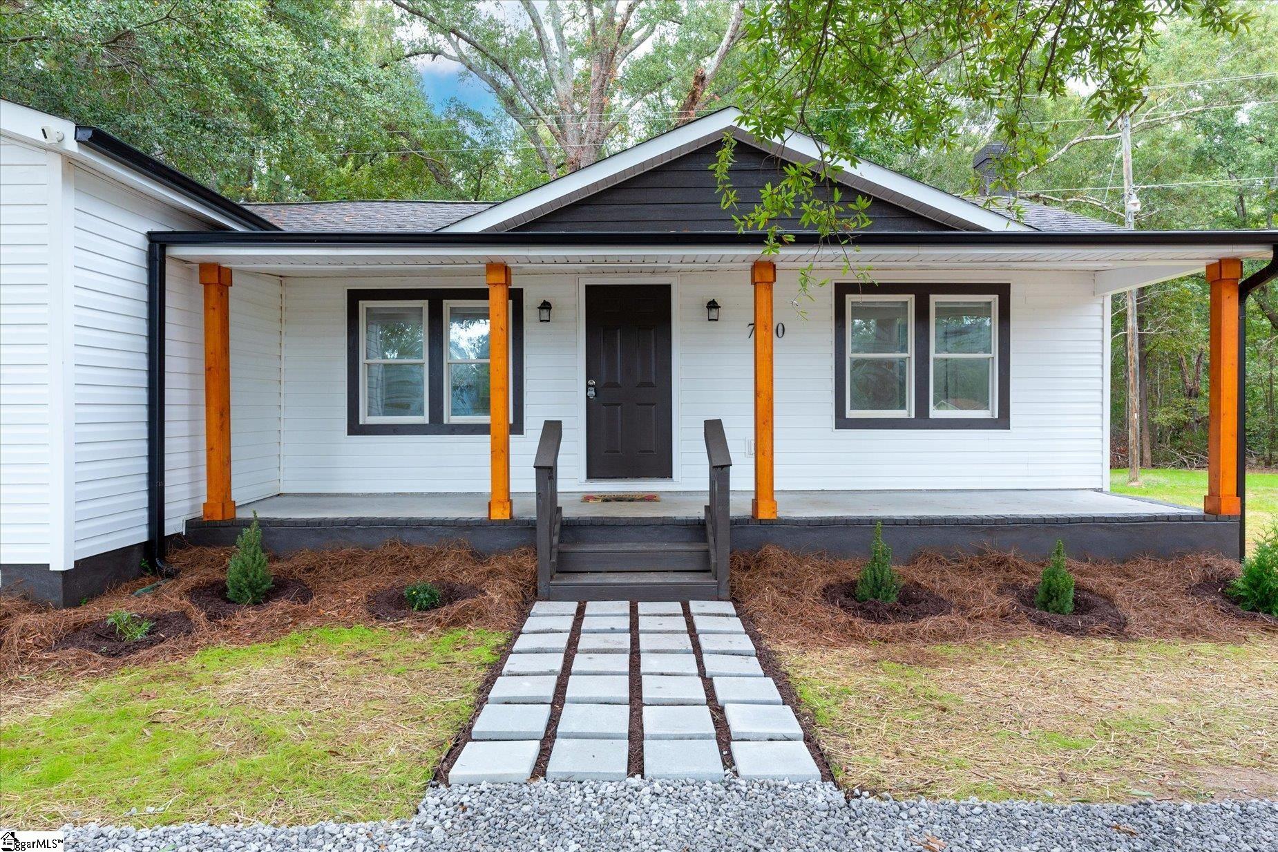 750 Cherokee Road Pelzer, SC 29669 - Photo 4 of 47