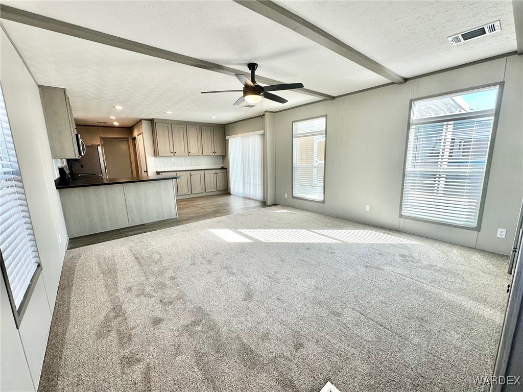 463 Santa Maria Road Bullhead City, AZ 86442 - Photo 11 of 32 Living Room