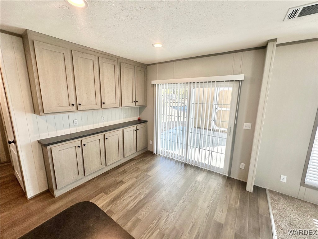 463 Santa Maria Road Bullhead City, AZ 86442 - Photo 14 of 32 Kitchen