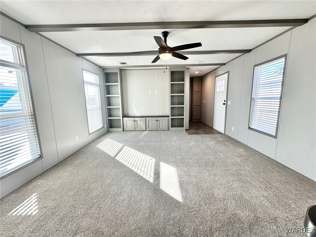 463 Santa Maria Road Bullhead City, AZ 86442 - Photo 24 of 32 Living Room