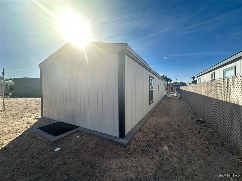 463 Santa Maria Road Bullhead City, AZ 86442 - Photo 9 of 32 Side of Structure