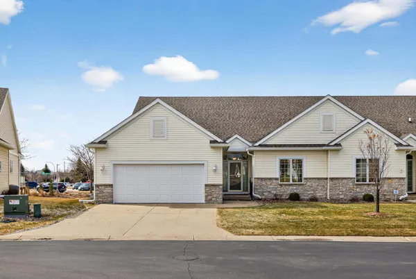 $465,000 | 2272 Coral Court Northeast, Rochester, MN 55906
