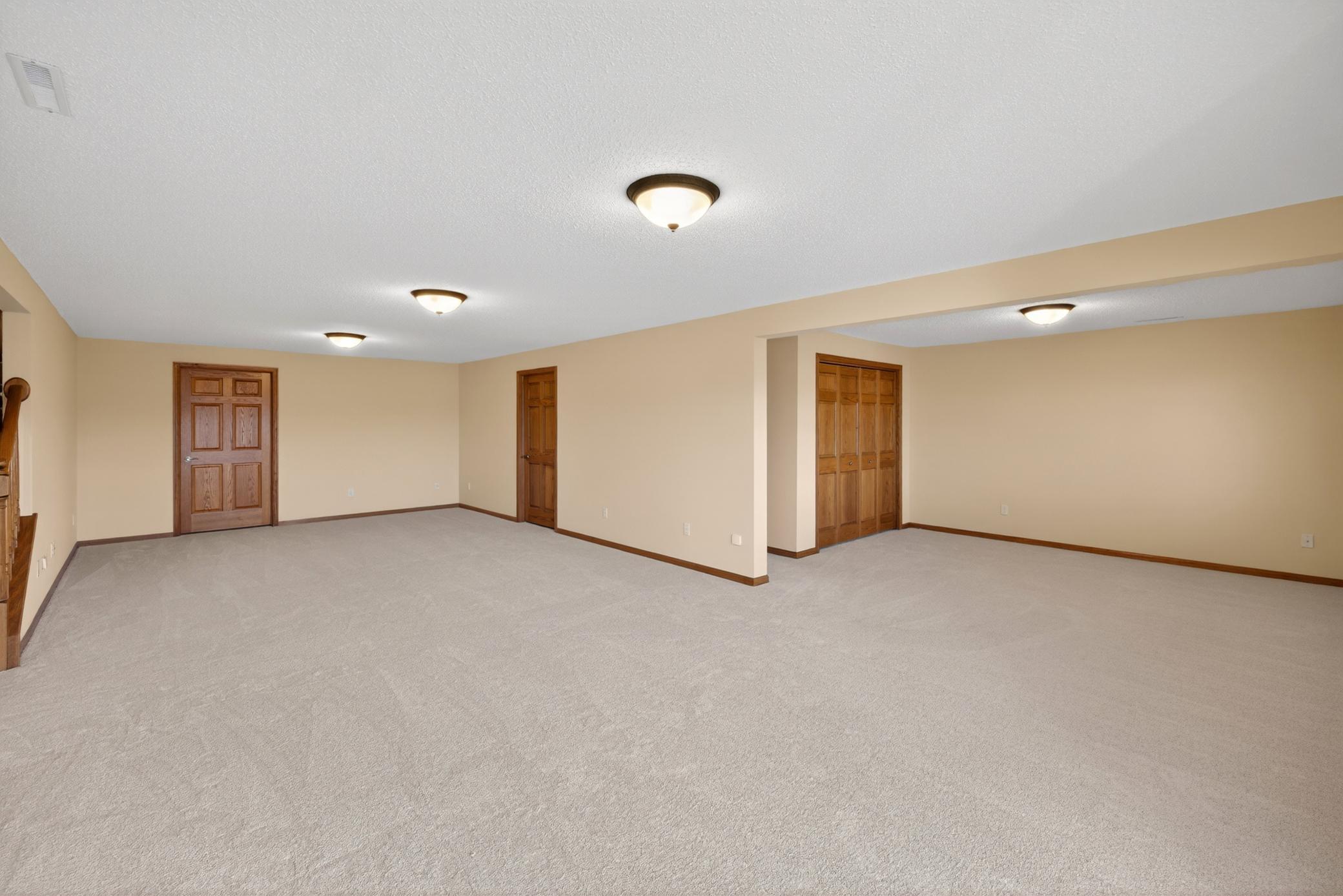 2272 Coral Court Northeast Rochester, MN 55906 - Photo 31 of 55