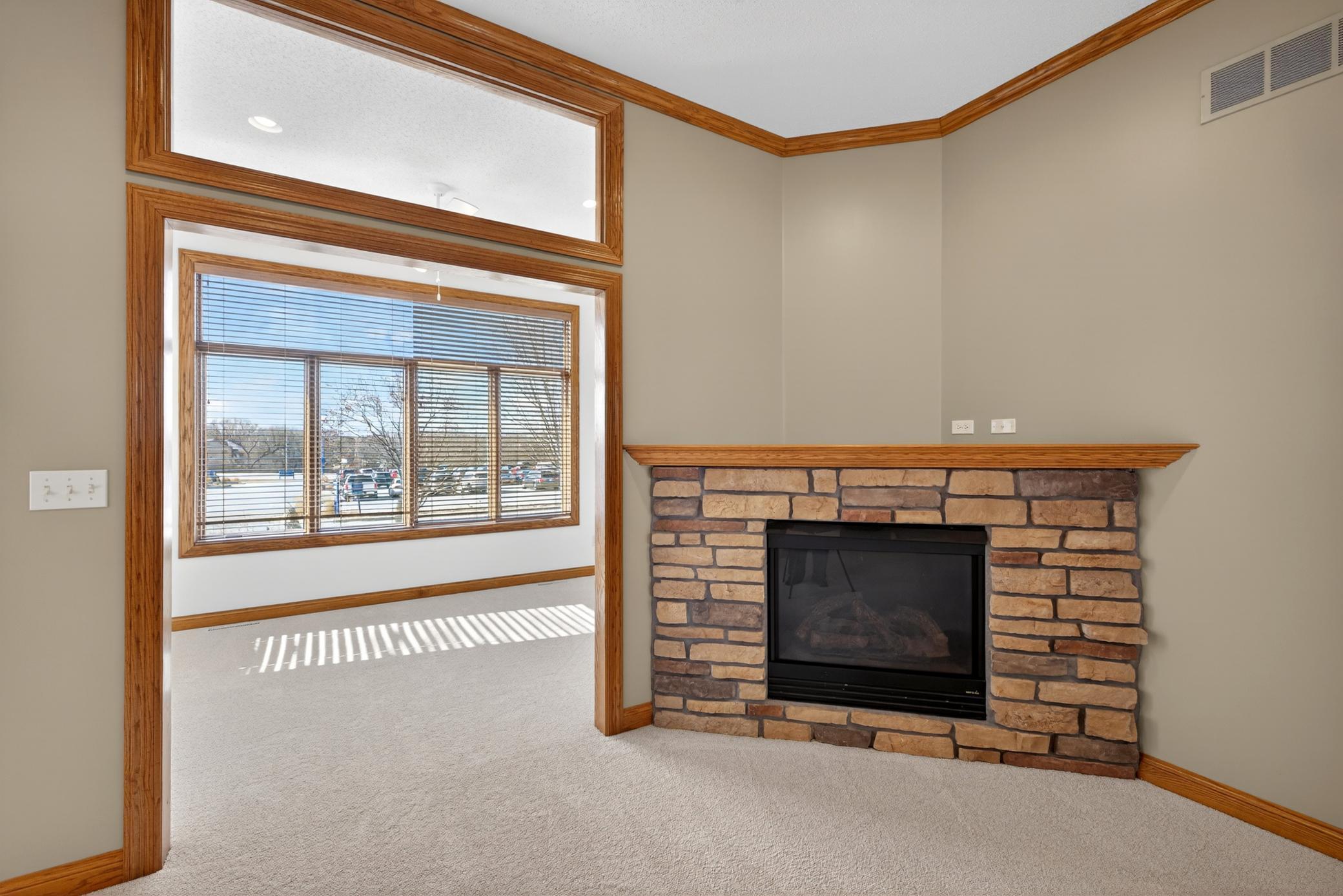 2272 Coral Court Northeast Rochester, MN 55906 - Photo 10 of 55