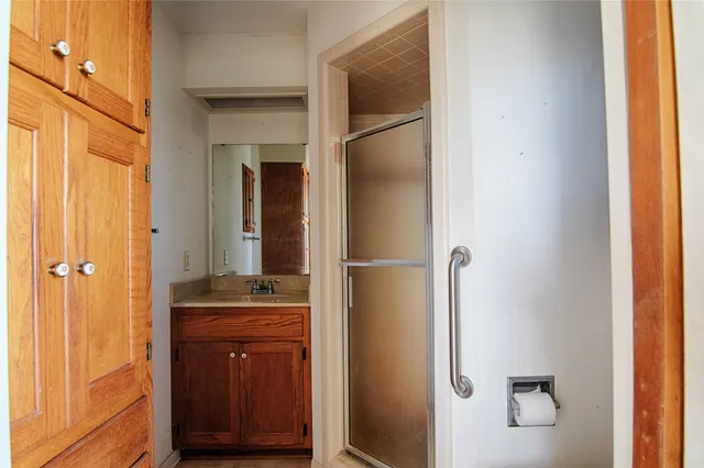 $945,000 | 11552 Farm To Market Road 1383, Schulenburg, TX 78956