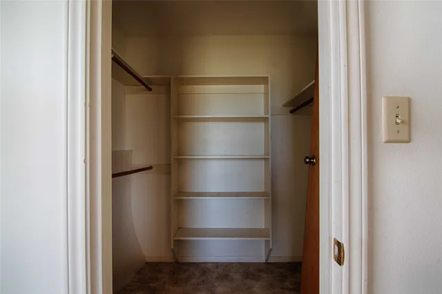 $945,000 | 11552 Farm To Market Road 1383, Schulenburg, TX 78956