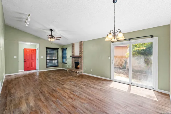 $1,500 | 12079 Stoney Bridge, San Antonio, TX 78247