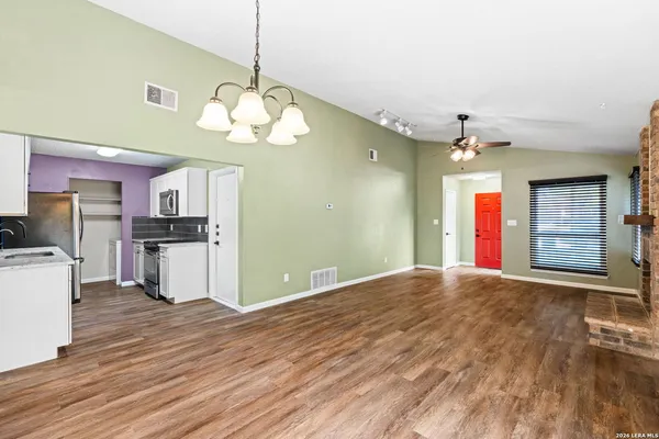 $1,500 | 12079 Stoney Bridge, San Antonio, TX 78247