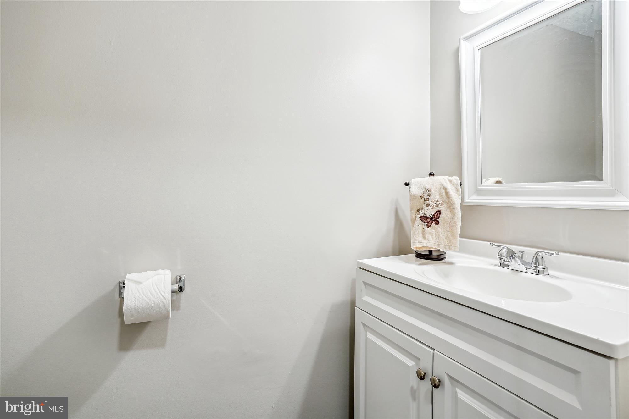 3026 Seminole Road Woodbridge, VA 22192 - Photo 8 of 25 Updated Powder Room on Main Level