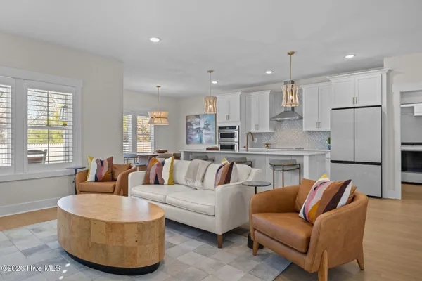$629,900 | 109 Live Oak Cmns, Beaufort, NC 28516
