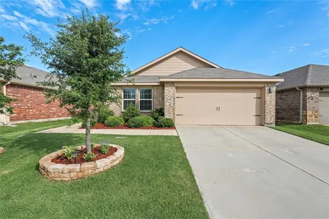 $269,999 | 2300 Torch Lake Drive, Forney, TX 75126