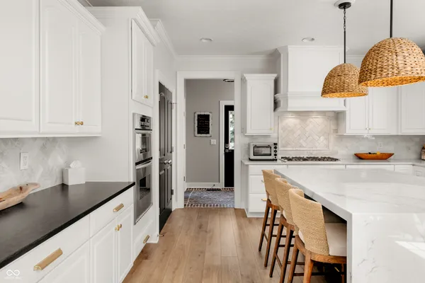 $1,075,000 | 4053 Burford Drive, Carmel, IN 46074