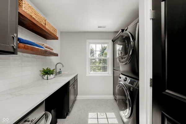 $1,075,000 | 4053 Burford Drive, Carmel, IN 46074