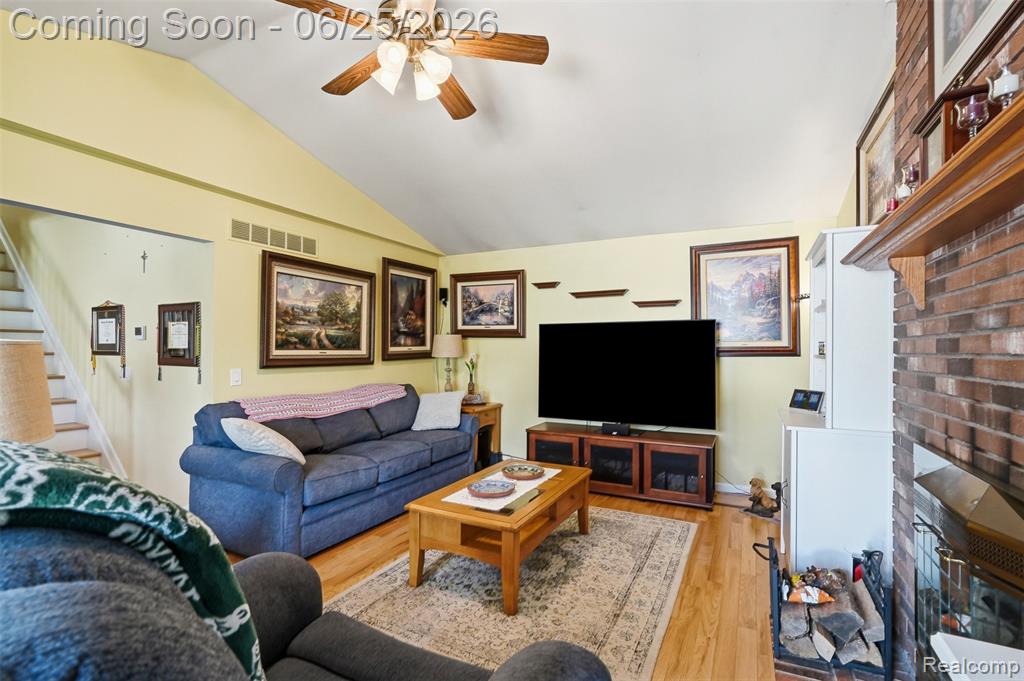 45658 Hanford Road Canton, MI 48187 - Photo 11 of 58