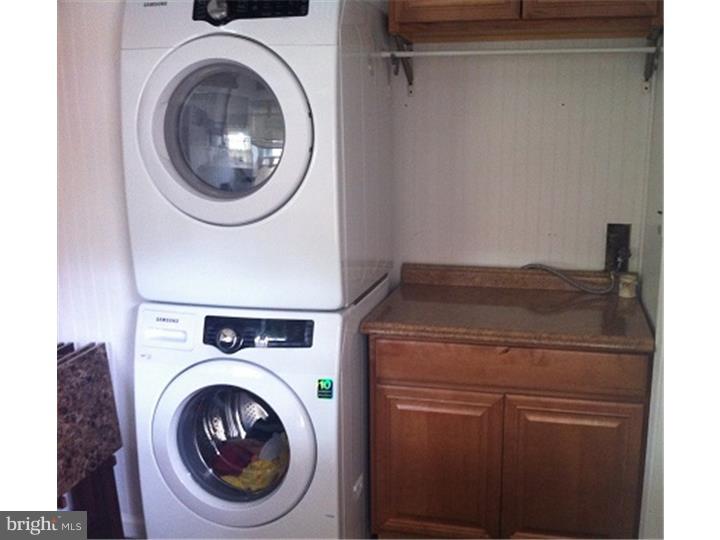 855 Cricket Road Secane, PA 19018 - Photo 14 of 25 Laundry Room