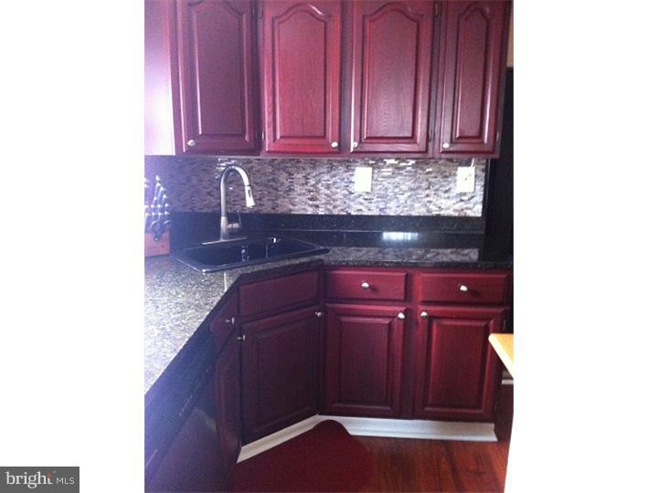 855 Cricket Road Secane, PA 19018 - Photo 8 of 25 Kitchen