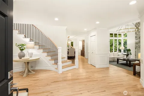 $2,895,000 | 14214 216th Avenue Northeast, Woodinville, WA 98077