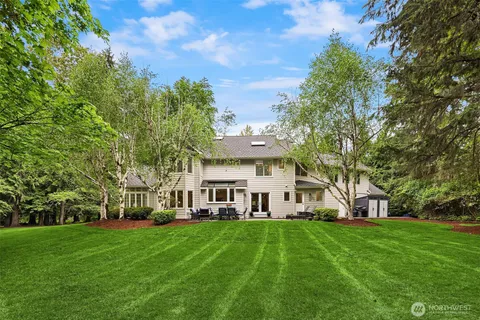 $2,895,000 | 14214 216th Avenue Northeast, Woodinville, WA 98077