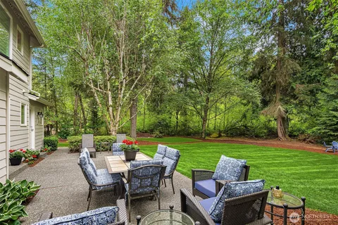 $2,895,000 | 14214 216th Avenue Northeast, Woodinville, WA 98077