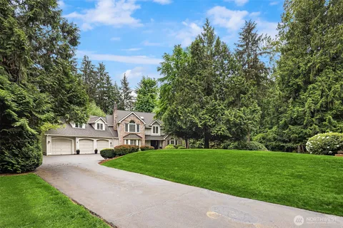 $2,895,000 | 14214 216th Avenue Northeast, Woodinville, WA 98077