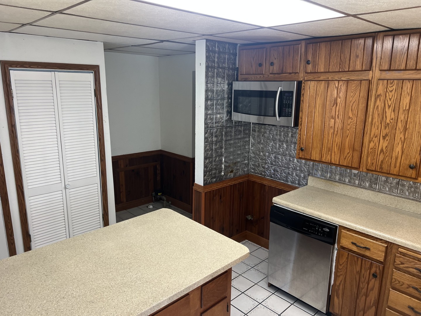 113 4th Street Carbon Cliff, IL 61239 - Photo 10 of 15