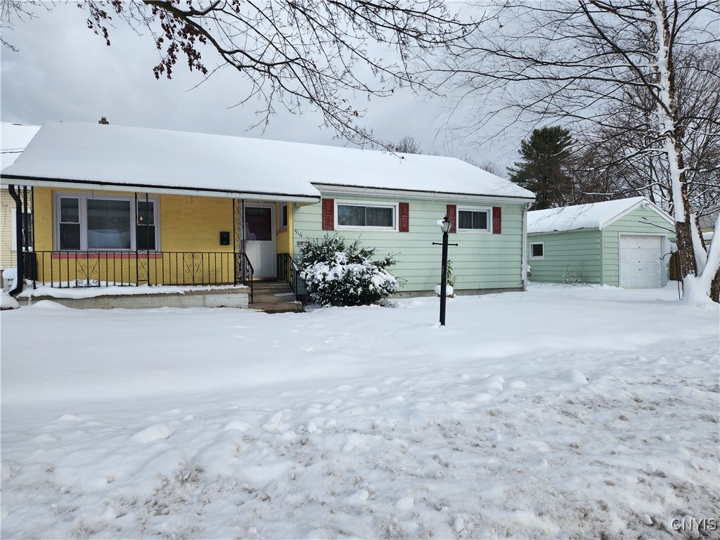 516 Cleveland Avenue Oneida, NY 13421 - Photo 1 of 19