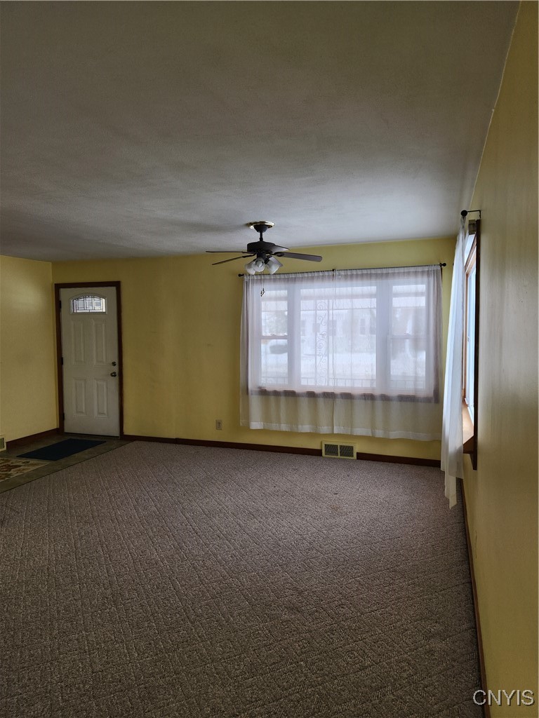 516 Cleveland Avenue Oneida, NY 13421 - Photo 6 of 19